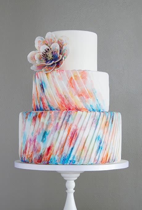 Because who wouldn’t want a beautiful watercolour-esque cake to tuck in to.