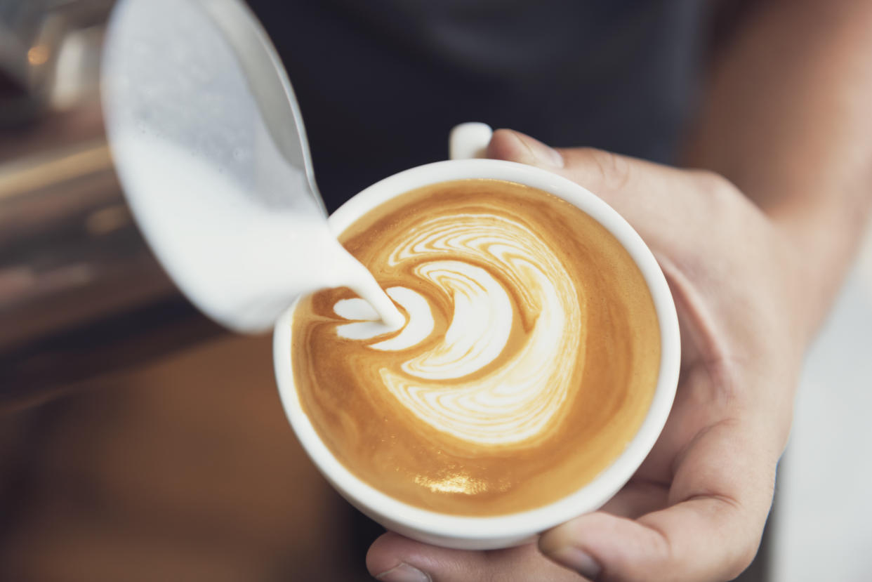 Welche Milch kommt am besten in den Kaffee? (Symbolbild: Getty)