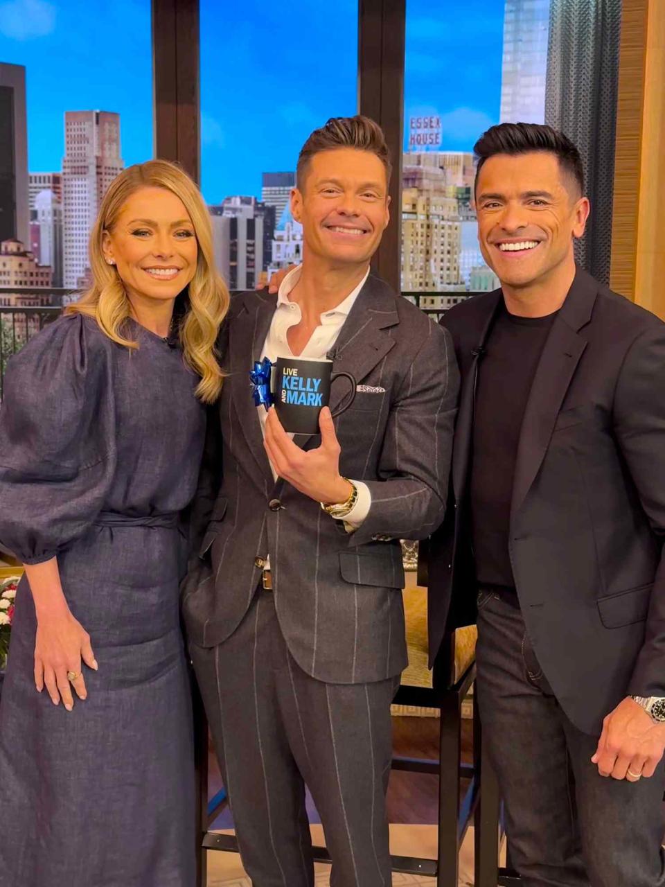 WABC Kelly Ripa, Ryan Seacrest and Mark Consuelos