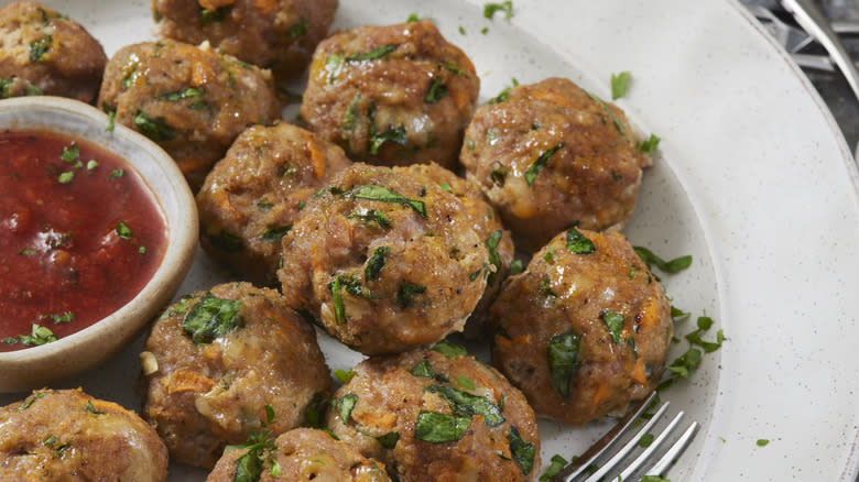 Use Canned Turkey For Flavorful Meatballs In A Pinch