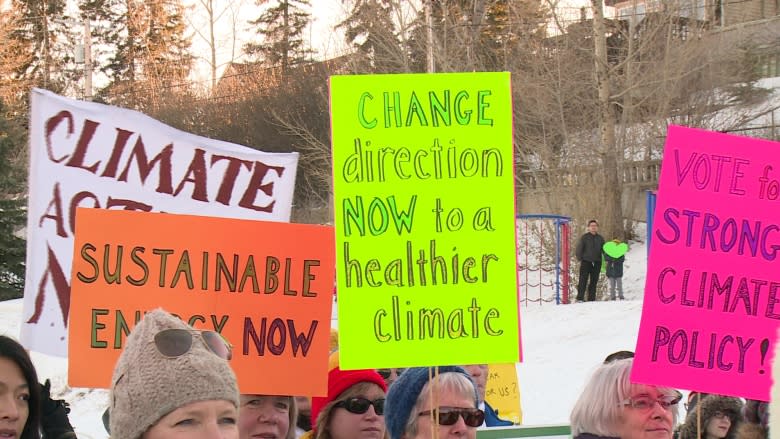 Calgary climate change rally draws hundreds