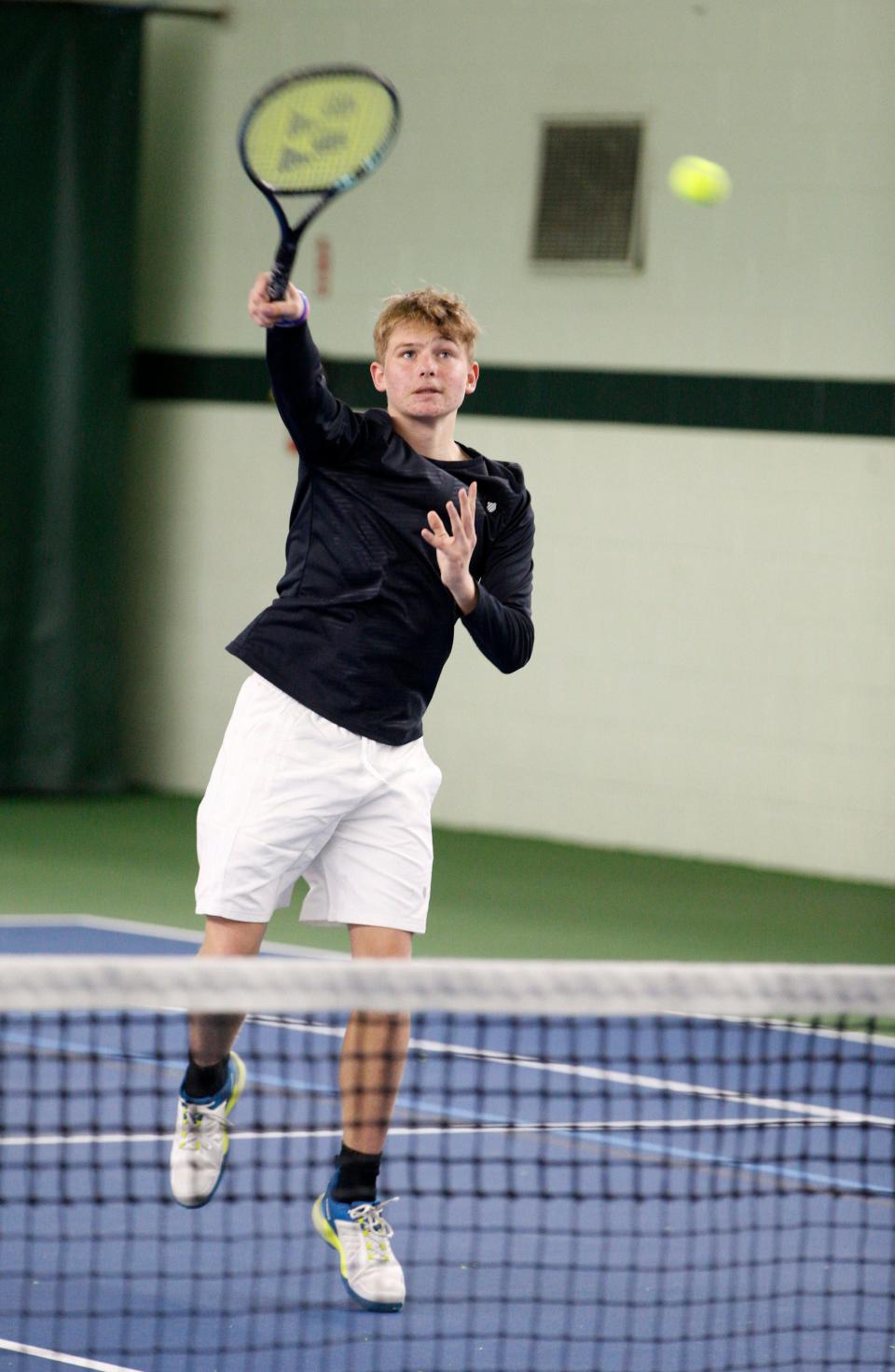 David Filer practices Monday, Jan. 16, 2023, at the South Bend Racquet Club.