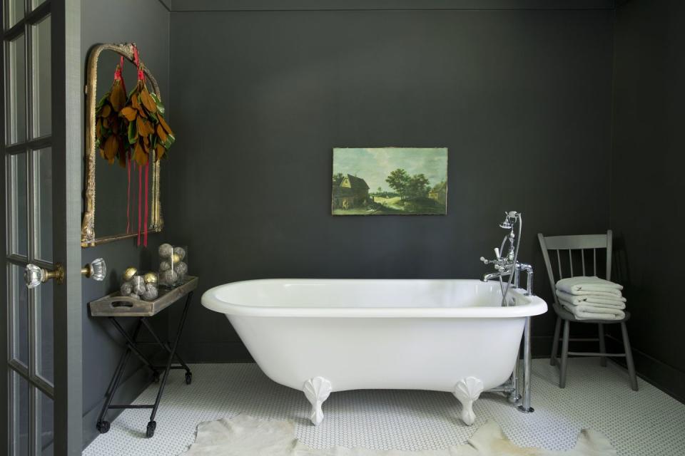 Creative Clawfoot Tub Ideas for Every Bathroom