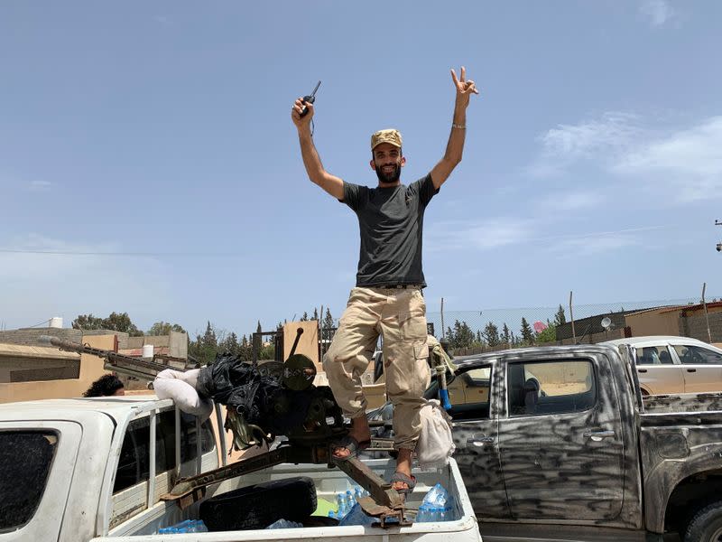 LES FORCES D'HAFTAR POURSUIVENT LEUR REPLI VERS L'EST DE LA LIBYE