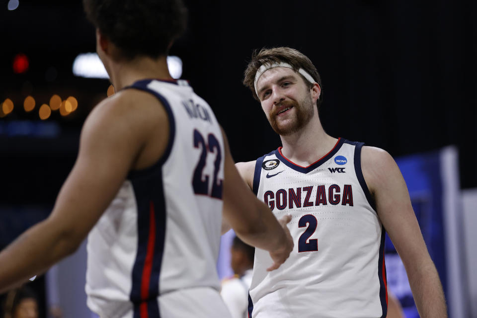 INDIANAPOLIS, INDIANA - MARCH 30: Drew Timme #2 of the Gonzaga Bulldogs reacts during the second half against the USC Trojans in the Elite Eight round game of the 2021 NCAA Men's Basketball Tournament at Lucas Oil Stadium on March 30, 2021 in Indianapolis, Indiana. (Photo by Jamie Squire/Getty Images)