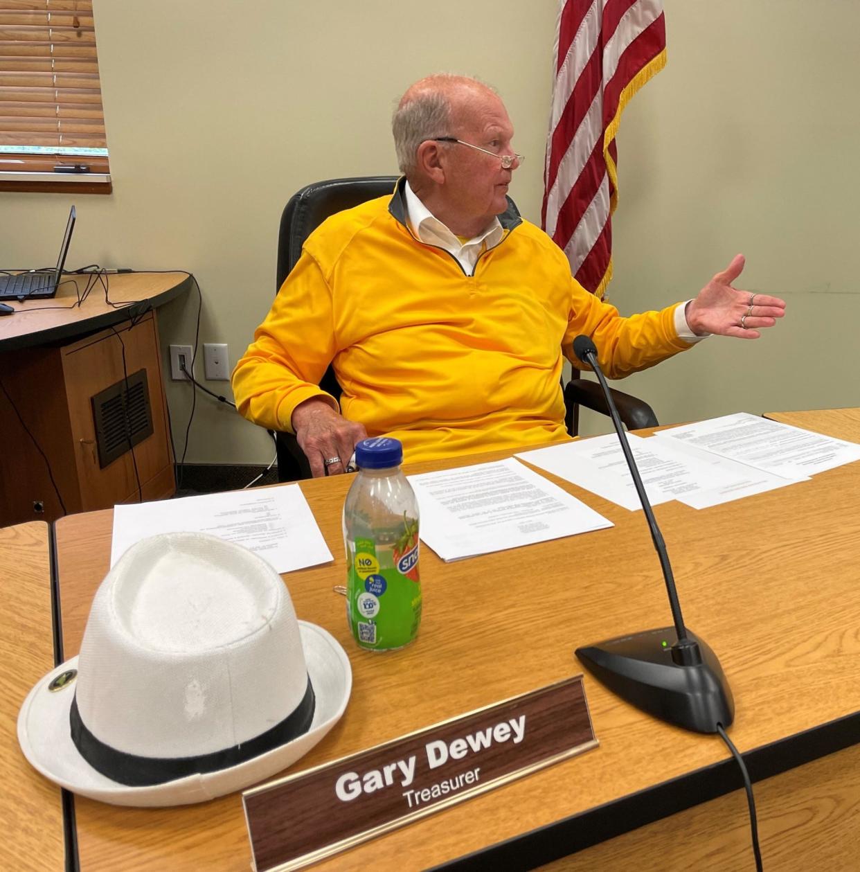 After more than three decades in Laketown Township government, Gary Dewey has decided to focus on his family.