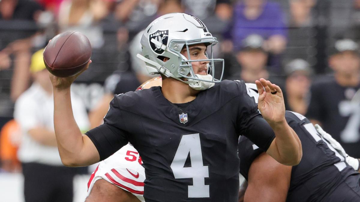 Las Vegas Raiders quarterback Aidan O'Connell's 19-yard sideline