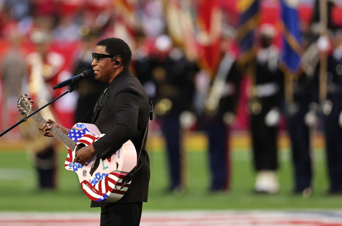 Singer, songwriter and producer Babyface performs 'America the