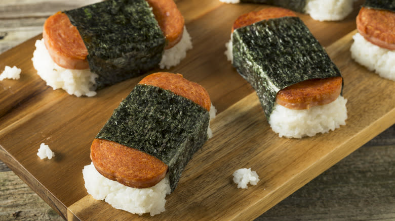 spam musubi on cutting board