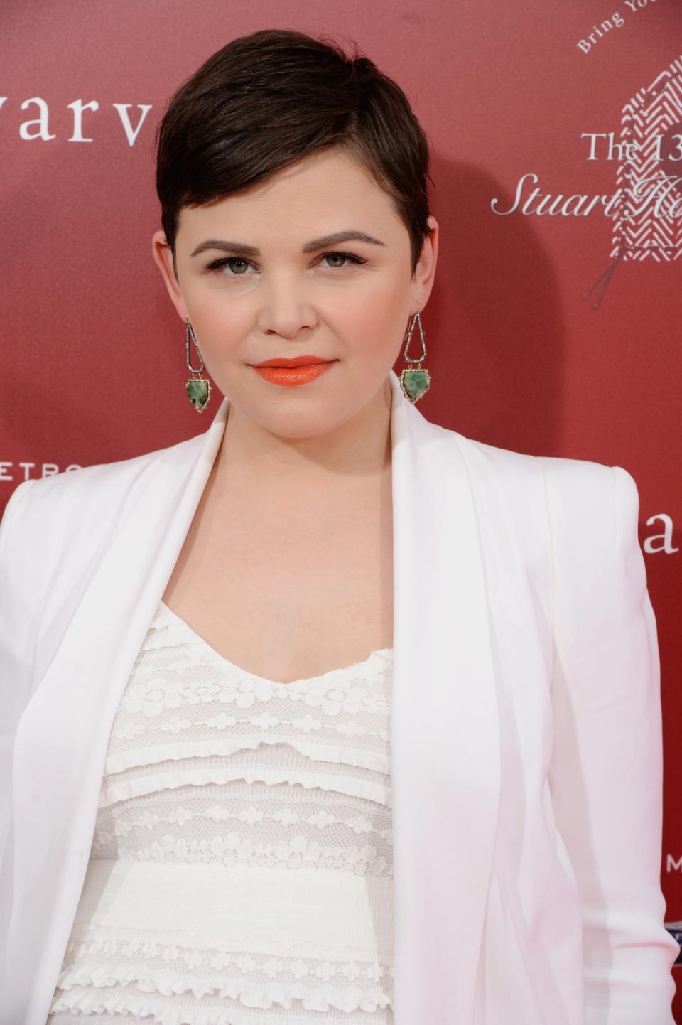 <p>Ginnifer Goodwin’s trademark short hair has made us all want to shed our long locks at one time or another. [Photo: Getty] </p>