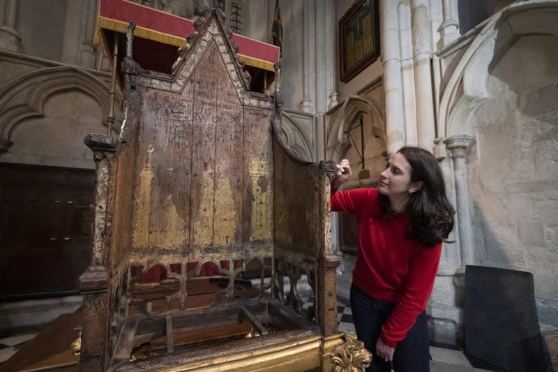 Silla para la coronación de Carlos III 