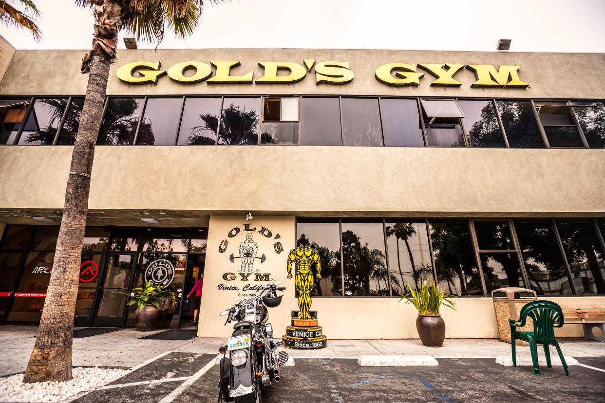 Legendary Gold's Gym, located in Venice, California, USA. Gold's Gym is a chain of fitness facilities across America first founded in California by Joe Gold. Gold's Gym in Venice was the first Gym of the chain opened in 1965.