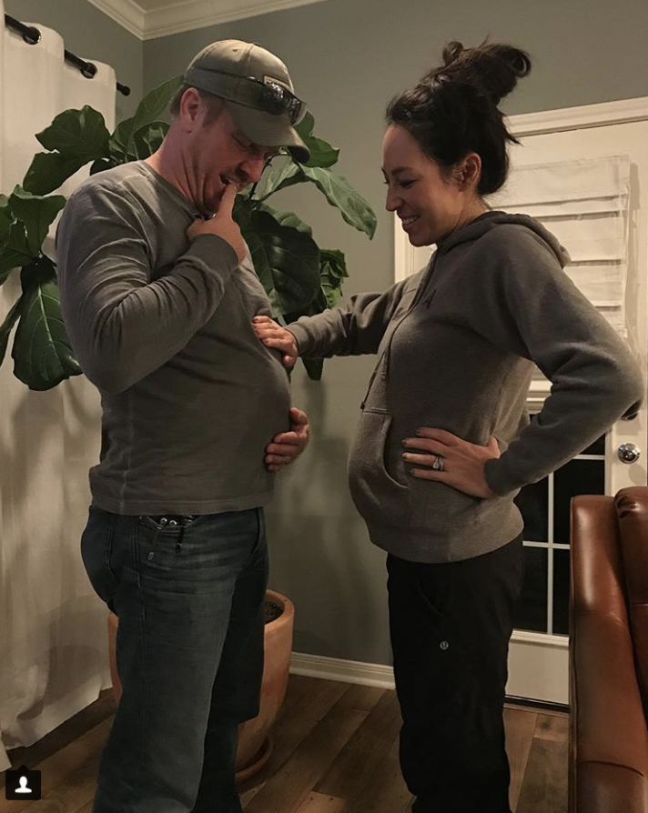 <p>The <em>Fixer Upper</em> star announced that he and his wife, Joanna Gaines, are expecting their fifth child by showing off matching baby bumps on his Instagram account. “Gaines party of 7,” he wrote. “(If you’re still confused … WE ARE PREGNANT),” he added for those slow on the uptake. (Photo: <a rel="nofollow noopener" href="https://www.instagram.com/p/BdeL8apDocP/?taken-by=chipgaines" target="_blank" data-ylk="slk:Chip Gaines via Instagram;elm:context_link;itc:0;sec:content-canvas" class="link ">Chip Gaines via Instagram</a>) </p>