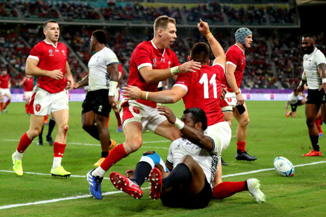 Wales survive scare to beat Fiji and reach World Cup quarter-finals