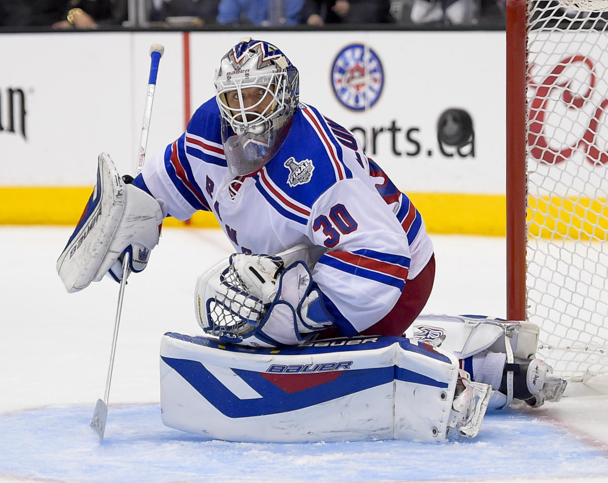 Kaur B Mms - Rangers goalie Henrik Lundqvist upset over non-call on Kings goal: 'After  that it's a different game'