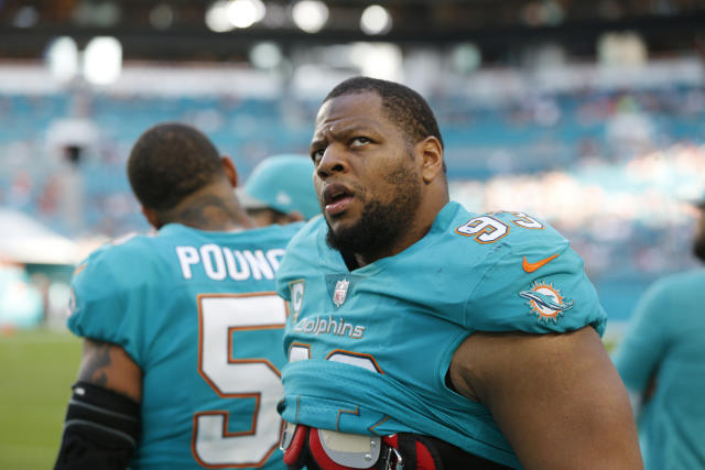 Ndamukong Suh's Contract Was a Nightmare for the Dolphins