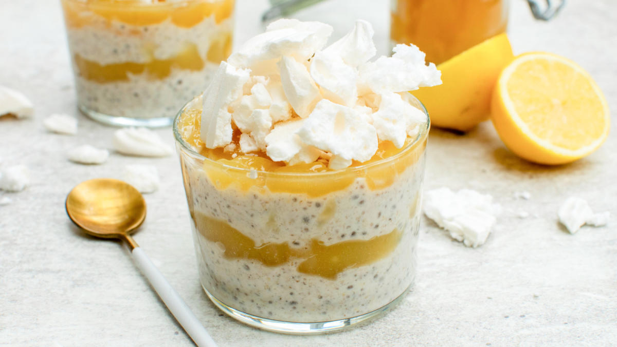 Lemon Meringue Overnight Oats Recipe