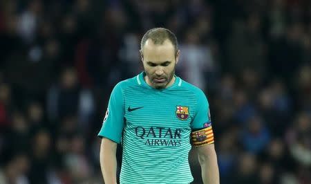 Football Soccer - Paris St Germain v Barcelona - UEFA Champions League Round of 16 First Leg - Parc Des Princes, Paris, France - 14/2/17 Barcelona's Andres Iniesta looks dejected Reuters / Christian Hartmann Livepic