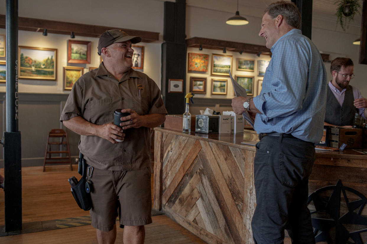 Sununu visits Wayfarer Coffee Roasters in downtown Laconia. (John Tully / for NBC News)