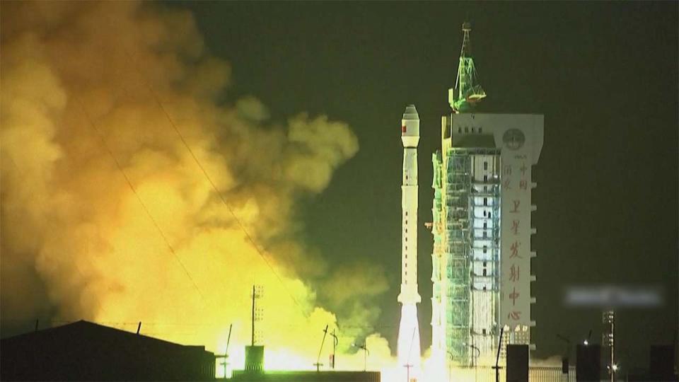 國防部今（21日）上午公告，中國明（22日）將於四川西昌衛星發射中心發射火箭。（示意圖，路透社）