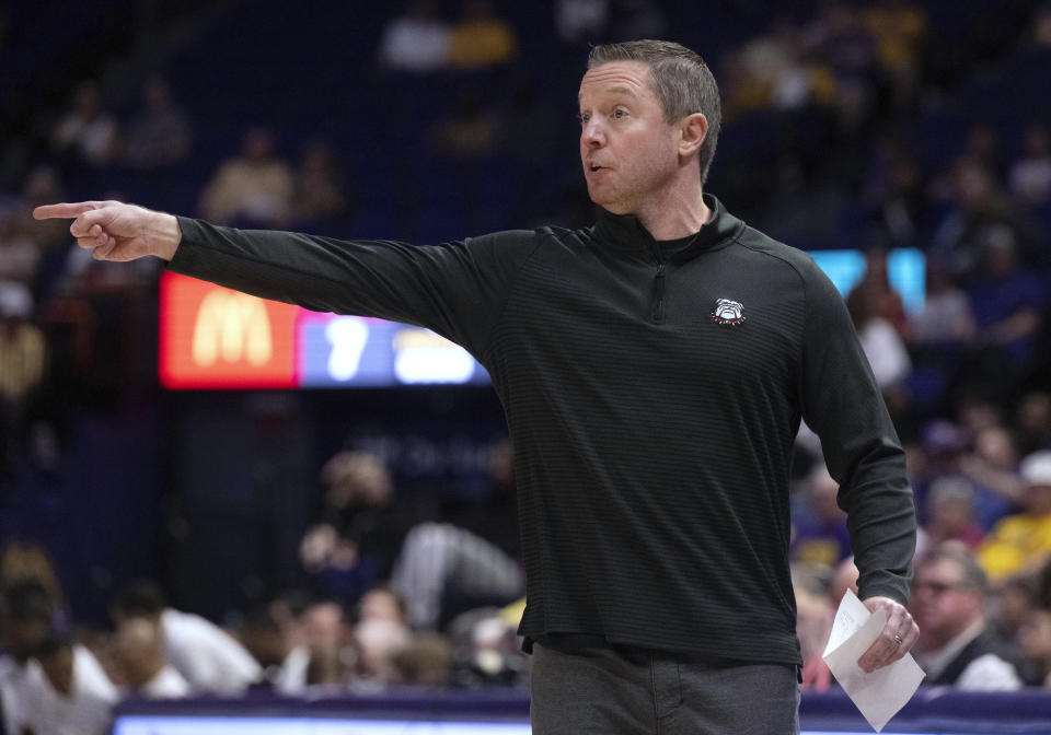 Georgia coach Mike White directs the team against LSU during an NCAA college basketball game Tuesday, Feb. 27, 2024, in Baton Rouge, La. (Hilary Scheinuk/The Advocate via AP)