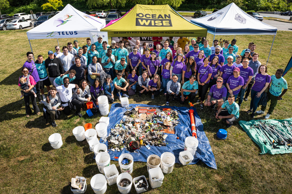 TELUS y Vancouver Whitecaps FC se asocian con Ocean Wise;  Recoge más de 100 kg de residuos de la playa de la comunidad local, en menos de 60 minutos