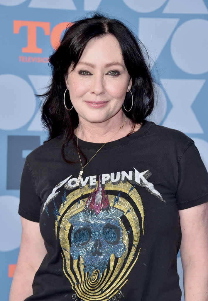 Shannen Doherty promotes the "Beverly Hills, 90210" revival series, "BH90210," at Fox Studios on Aug. 7 in Los Angeles. (Photo: Alberto E. Rodriguez/Getty Images)