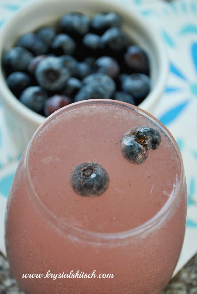 Spiked Blueberry Lemonade Mimosas