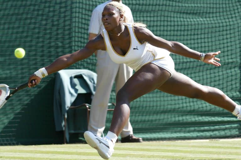 Serena Williams, en 2002, sobre el césped e Wimbledon
