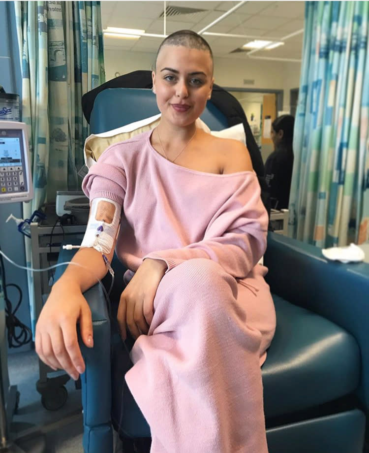 Lauren has remained positive throughout her cancer diagnosis. Source: Australscope