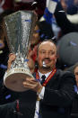 <p>Manager of Chelsea Rafa Benitez lifts the trophy</p>