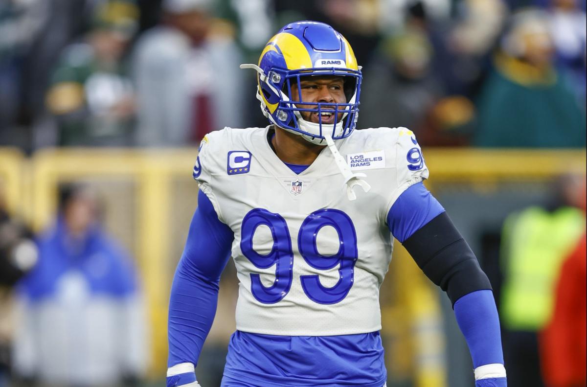 Rams DL Aaron Donald fined for incident with Packers OL Lucas Patrick