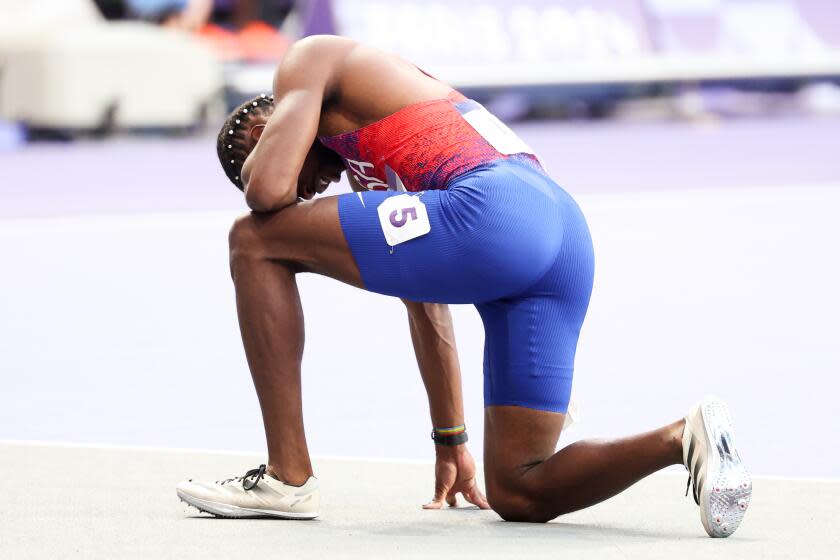 Noah Lyles comes up short in Olympic men's 200 meters while battling COVID