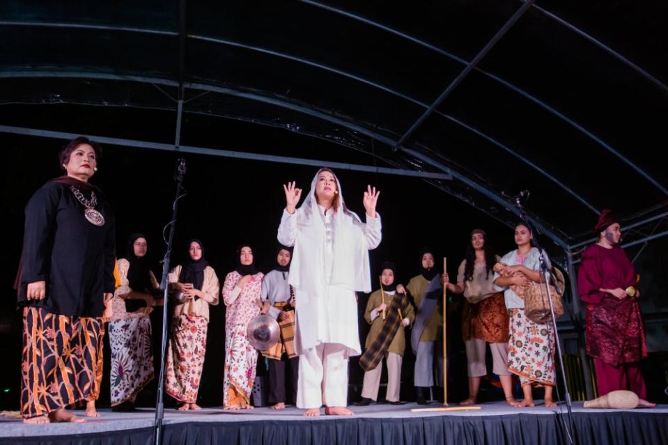 ‘Pulau Sri’, a musical production retelling the Malay folktale of Mahsuri organised by Suatukala. — Picture via Facebook/suatukala