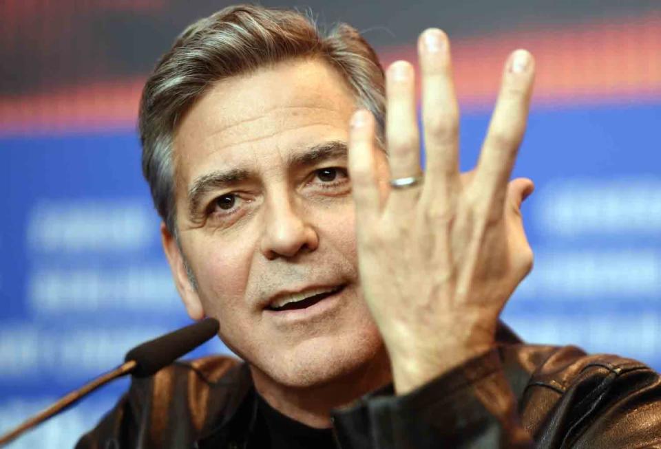 <p>Na klar, Clooney würde auch die Rolle des Mafia-Bosses auf geniale Weise hinbekommen.</p>