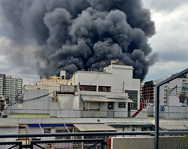 Incendio en estación Edesur de Caballito