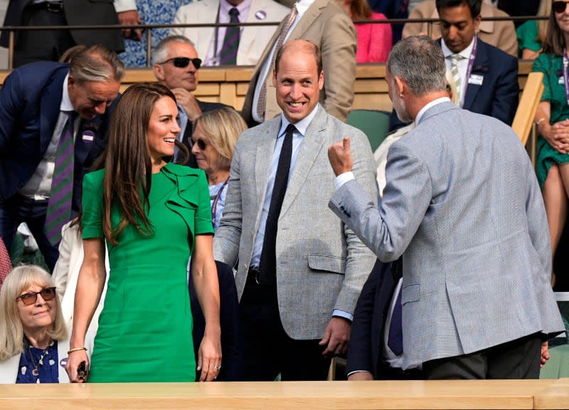 El rey Felipe con los príncipes de Gales y sus hijos 