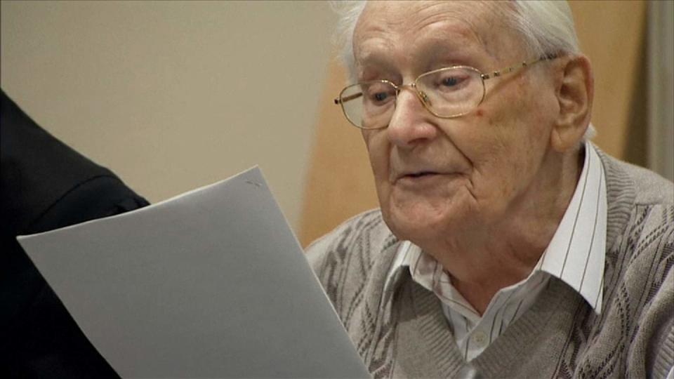 SS Guard On Trial Relives Nazi Camp Horror