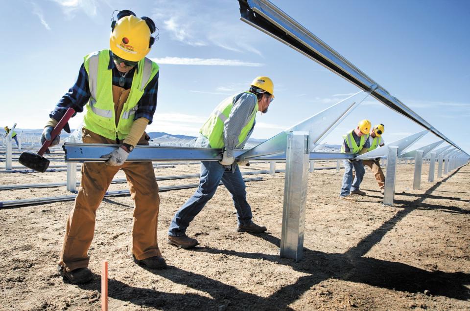 Topaz solar farm construction