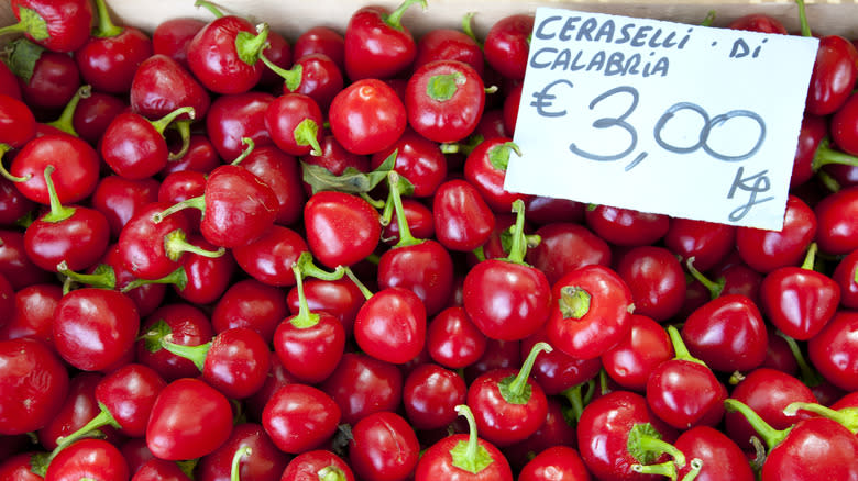 pimento peppers with price tag