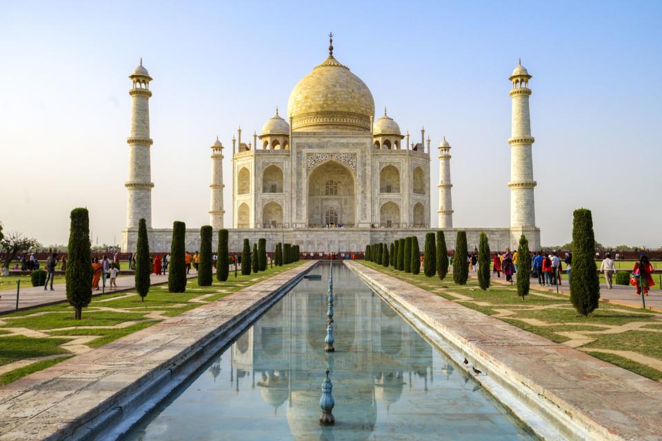 You Can Virtually Tour the Taj Mahal From Home