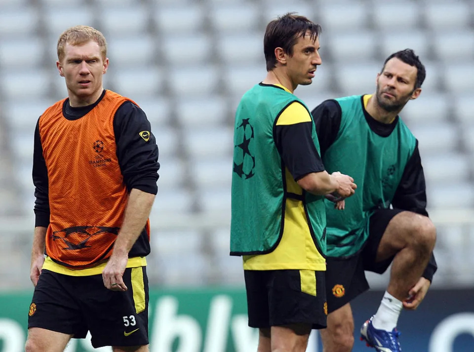 &#x00ff08;&#x005de6;&#x008d77;&#x00ff09;&#x0053f2;&#x009ad8;&#x0065af;&#x00ff08;Paul Scholes&#x00ff09;&#x003001;&#x0052a0;&#x005229;&#x005229;&#x007dad;&#x005229;&#x00ff08;Gary Neville&#x00ff09;&#x003001;&#x005091;&#x0065af;&#x00ff08;Ryan Giggs&#x00ff09;