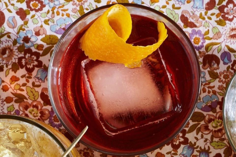 Boulevardier (Bourbon Negroni)