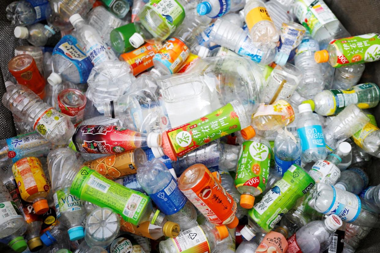 plastic bottles japan carbon emissions