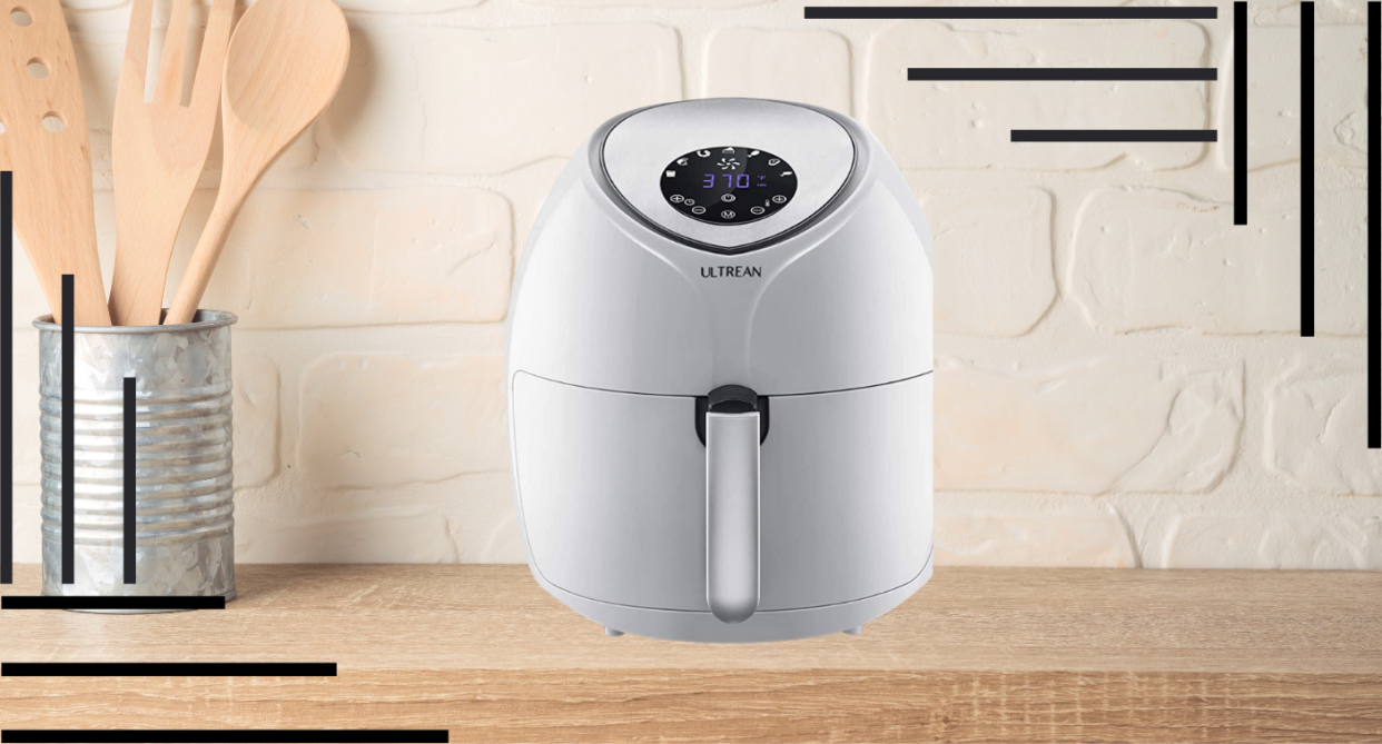 Ultrean's 6 Quart Air Fryer is on sale for less than $100 on Amazon Canada. 