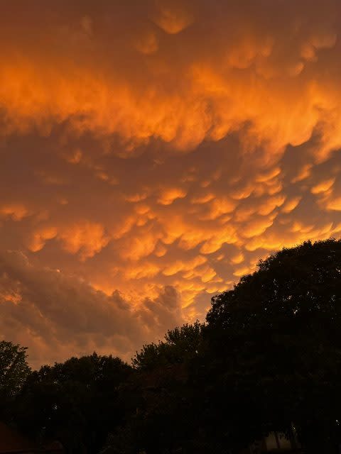 Wichita sunset on April 30, 2024 (Courtesy: Marilyn Boehning)