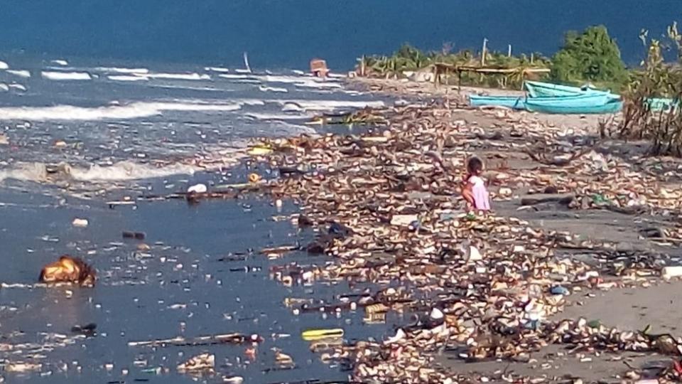 basura entre Honduras y Guatemala