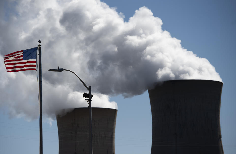 Steam rises from the nuclear plant on Three Mile Island. The&nbsp;Exelon-owned Pennsylvania plant, whose partial meltdown in 1979 cultivated deep public distrust of nuclear energy, closed last month. (Photo: ANDREW CABALLERO-REYNOLDS via Getty Images)