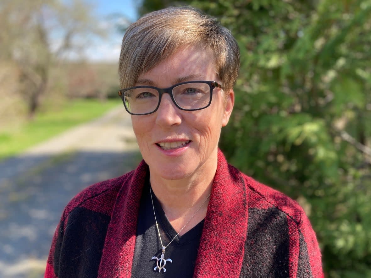 Gail Costello, a co-chair of Pride in Education, a non-profit group of educators who helped organize the session, believes the government yielded to the pressure of the protesters. (Jacques Poitras/CBC - image credit)