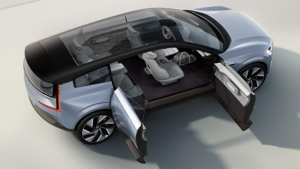 不過新車車門就沒有用上Concept Recharge的前衛隊開設計了。(圖片來源/ Volvo)